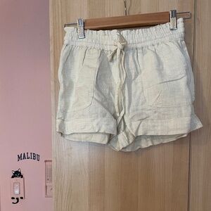 UO beige beach shorts XS